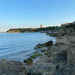 Con Terrazzo Sul Mare. * カーポ・リッツート