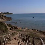 Con Terrazzo Sul Mare. *
