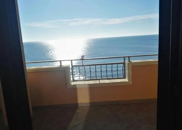 Апартаменты Con Terrazzo Sul Mare. *